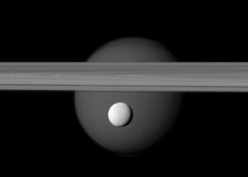Científicos reafirman que luna de Saturno puede ser habitable