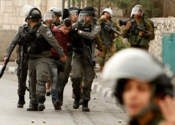 Fuerzas israelíes detienen a más de 600 palestinos en tres semanas