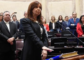 Corte argentina pide desafuero de Cristina Kirchner para detenerla