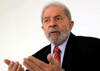 Lula lidera intención de votos para elecciones, según sondeo