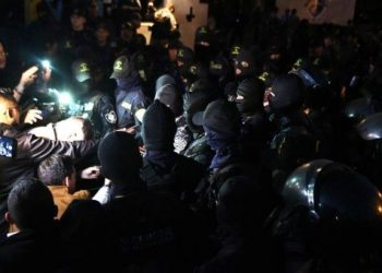 Policías se niegan a reprimir al pueblo y piden paz en Honduras