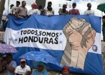 Pronunciamiento: ¡¡ Honduras resiste !! ¡¡ Que caiga la dictadura !!