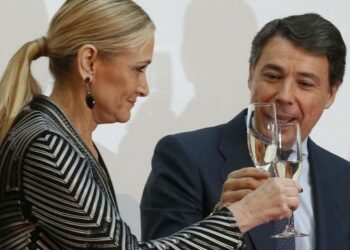 Renta Mínima de Inserción 2017: Cifuentes suspende, las familias sufren