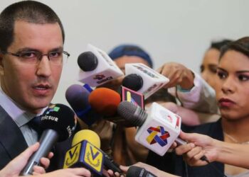 Canciller venezolano: En 2017 se consolidó el modelo socialista a pesar de ataques imperiales