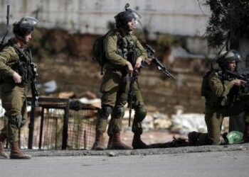 Militares israelíes buscan a resistente palestino que dio muerte a un soldado de ocupación