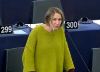 Marina Albiol: “¿Quién acompañará a los torturadores libios cuando terminen en el Tribunal de La Haya? ¿Será Tusk, Juncker o Mogherini?”