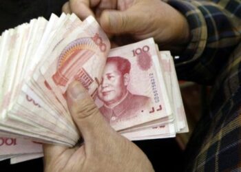 Claves para entender el debilitamiento del dólar frente al yuan