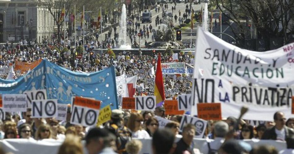 La Coordinadora Estatal de Mareas Blancas se reune con todos los Grupos Políticos del Congreso excepto PP y PNV, que declinaron asistir