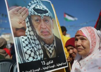 Israel consideró derribar avión de pasajeros para matar a Arafat