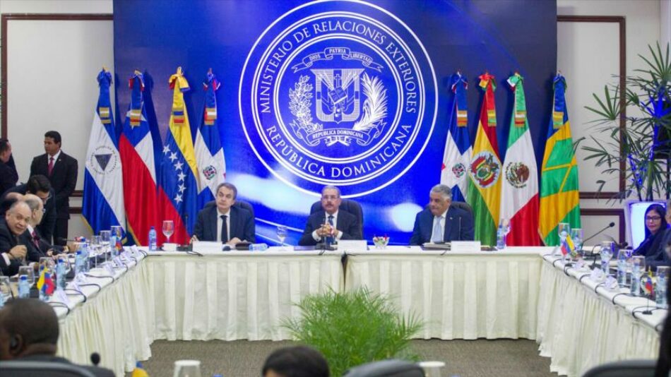 Oposición asegura que no firmará cualquier acuerdo con Maduro