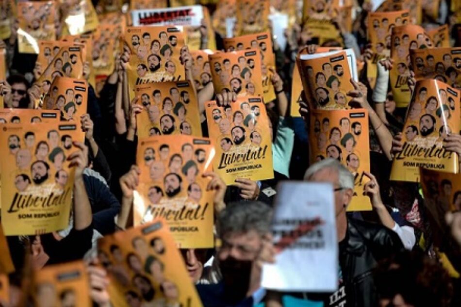 Catalunya tras el 21-D: Populismos y rupturas pendientes