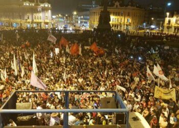 Perú. Miles de ciudadanos vuelven a rechazar el indulto a Fujimori y piden la vacancia de PPK