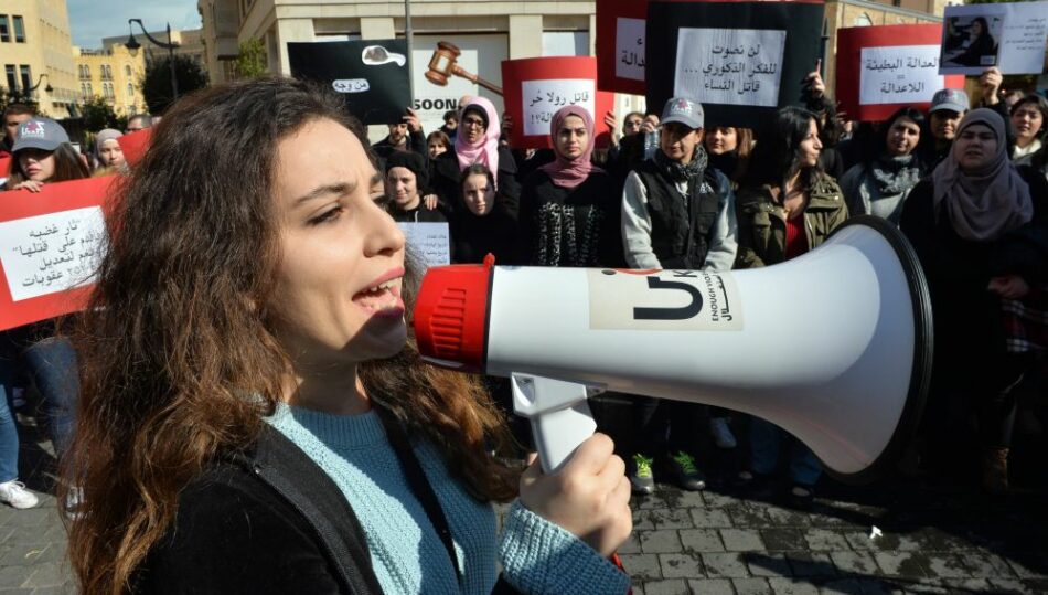 Protesta en El Líbano contra la violencia hacia las mujeres