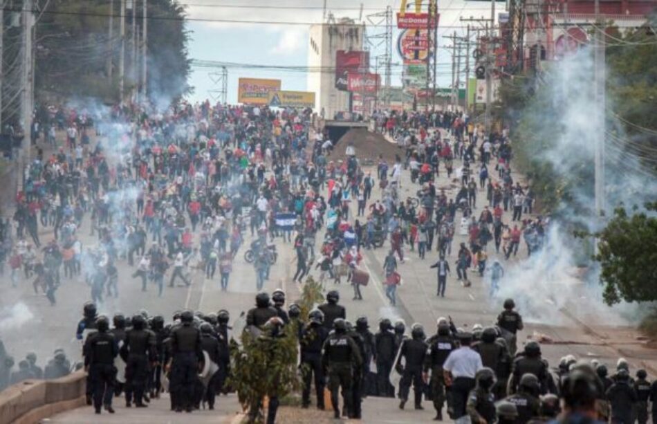 Manifestación contra el gobierno ilegítimo de Honduras