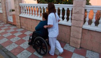 Adelante Andalucía denuncia la privatización del servicio de ayuda a domicilio de Alcalá de Río y exige su paralización inmediata