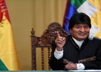 Bolivia: Evo ratifica que acuerdo resuelve demandas de médicos
