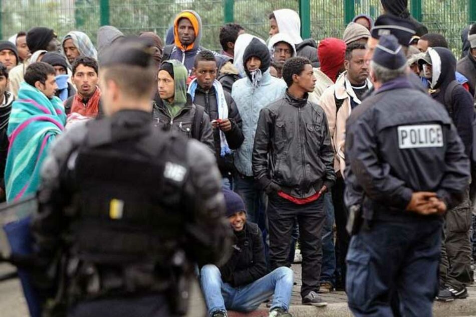 Gobierno francés quiere poner mano dura en tratamiento a migrantes