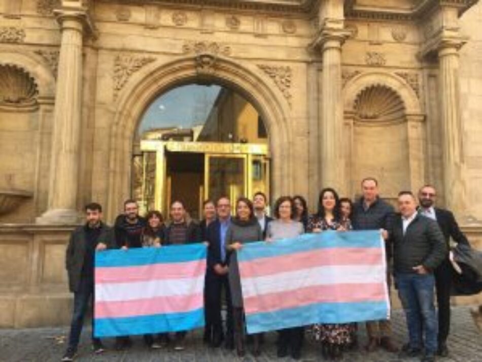 «Rechazamos la propuesta del PP de invitar a la Magistrada Elósegui al desarrollo de la Ley Trans»