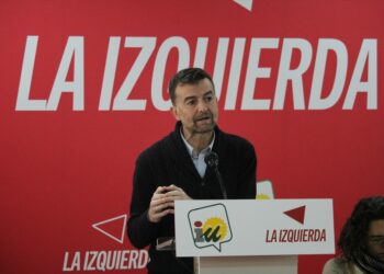 IU Andalucía se sitúa a la ofensiva: «Hablar todo lo que se mueva a la izquierda del PSOE»