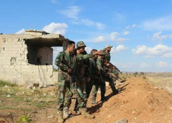 Ejército sirio toma 18 localidades en el suroeste de Alepo mientras las líneas de Al Nusra se derrumban