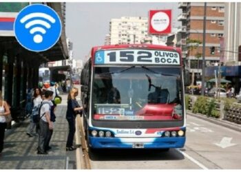 Anuncian aumento del transporte del 50% en Argentina