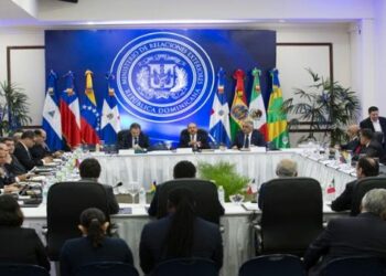 Gobierno venezolano ratifica diálogo de paz ante sanciones