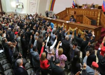 Asamblea Constituyente convoca al presidente Maduro a presentar memoria y cuenta