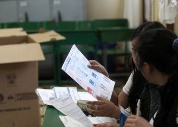 Ecuador: Conteo rápido del CNE da victoria al sí en todas las preguntas