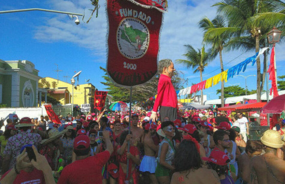Brasil. El bloque del MST arrastra cientos de seguidores en Olinda en defensa de Lula