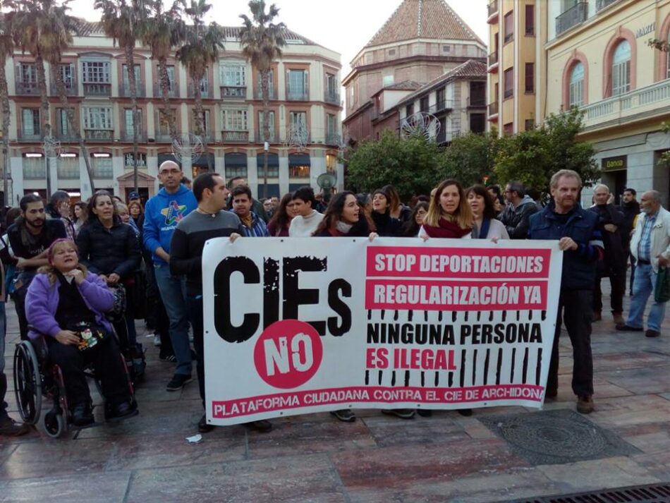 Garzón critica la “hipocresía política de PP, PSOE y C’s, y su tibieza en la defensa de los derechos humanos para algunos colectivos” tras unir sus votos para vetar la comisión de investigación sobre Archidona