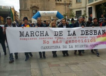 Comienza la segunda edición de la Marcha senderista ´La Desbandá´