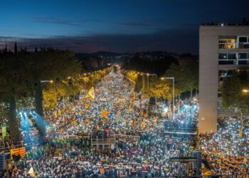 Poble Lliure reivindica unitat, fermesa i mobilització a tot el moviment independentista republicà, i alerta dels perills del retorn a l’autonomisme per part d’alguns partits sobiranistes