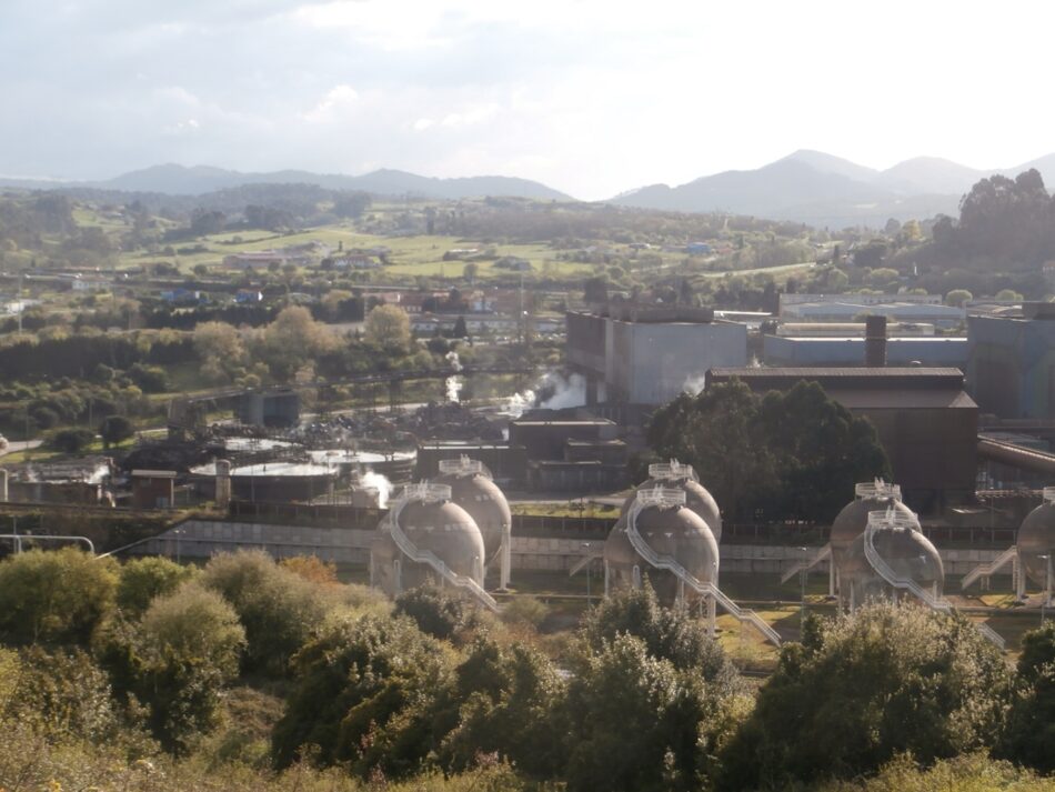 Organizaciones ecologistas denuncian explosiones por prácticas indebidas en la acería de Arcelor en Carreño