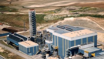 La asociación vecinal del Ensanche de Vallecas rechaza el nuevo contrato de 15 años para la incineradora de Valdemingómez y alerta de su falta de adaptación a la normativa europea