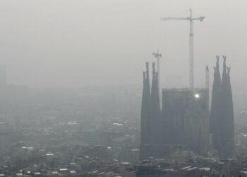 La contaminació de l’aire repunta a Catalunya a causa del canvi climàtic i l’augment del trànsit