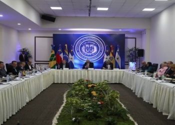 Aseguran que oposición venezolana propuso fecha de comicios en R.Dominicana