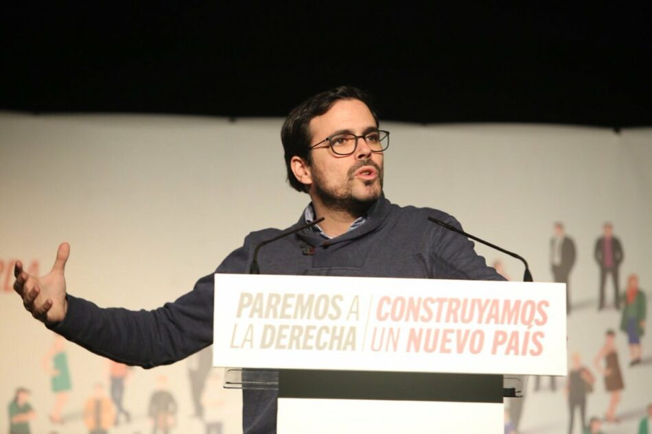 Garzón llama a “articular en un nuevo modelo de país” todas las respuestas frente a esa “derecha de Rajoy y de Rivera” que impone una “precariedad permanente”