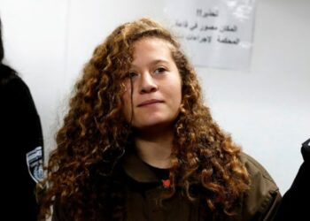 Palestina: Postergaron hasta el 6 de febrero el juicio a la luchadora adolescente Ahed Tamimi