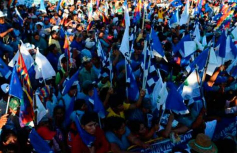 Bolivia. Santa Cruz marcha por la repostulación de Evo