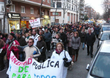 Tras 15 años de espera, la vecindad de Carabanchel se manifiesta este miércoles por la construcción de sus tres centros de salud prometidos