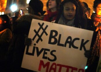 Raza, represión y el Rusiagate: la defensa de la autodeterminación radical negra