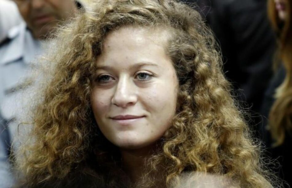 Tribunal militar israelí prolonga cárcel sin juicio para la joven activista palestina Ahed Tamimi