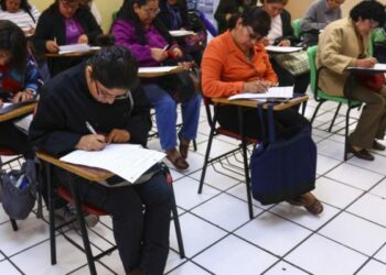 México. Según datos oficiales, las mujeres siguen ganando menos que los varones aún en el mismo nivel educativo