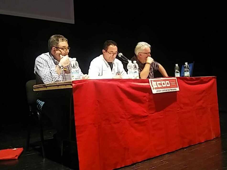 Cayo Lara habló sobre las pensiones en Alcalá de Henares
