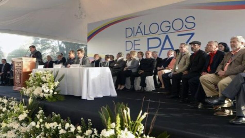 Gobierno colombiano y ELN reanudan diálogos de paz este jueves en Quito, Ecuador