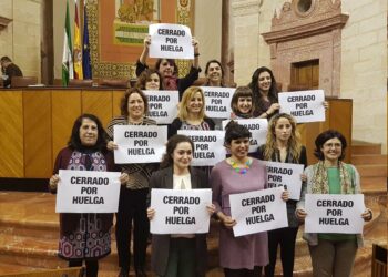 El Parlamento insta al Gobierno andaluz a fomentar la transparencia para superar la brecha salarial entre géneros con el voto en contra de PSOE