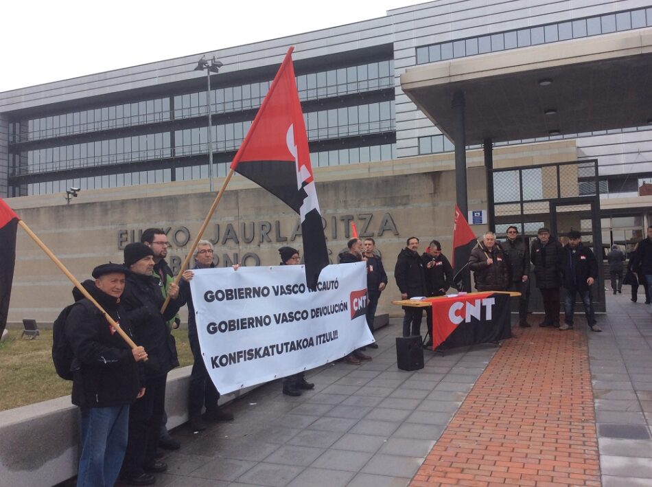 CNT reclama al Gobierno Vasco la devolución de la rotativa de su periódico, incautado por la Dictadura Franquista
