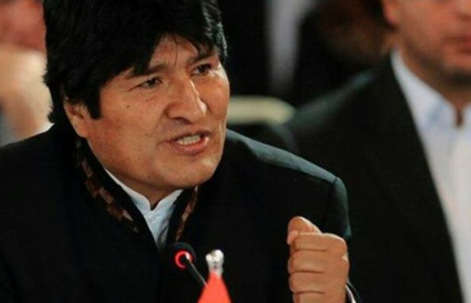 Evo Morales llama a mantener lucha antiimperialista de Chávez