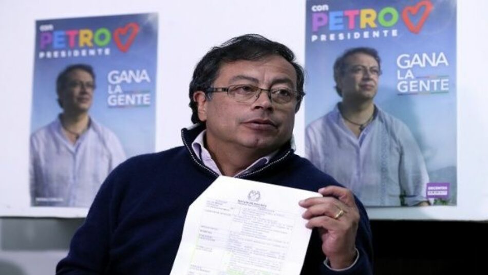 Gustavo Petro denuncia atentado durante caravana en Colombia