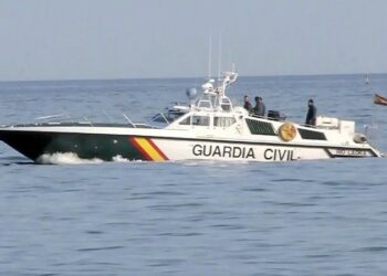 AEGC denuncia que «los narcos intentan quemar las patrulleras de la Guardia Civil y del servicio de vigilancia aduanera en el puerto de Algeciras»